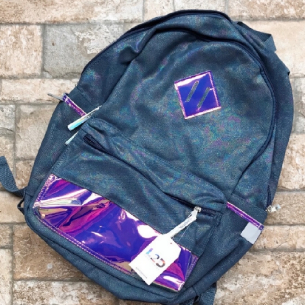 NWT "LOVE 2 Design" iridescent backpack